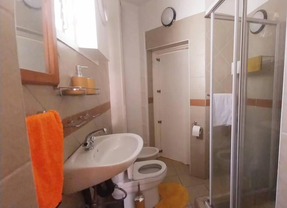 Spacious 1 Bedroom, Self Catering Apartment In Glenwood, Дурбан Экстерьер фото